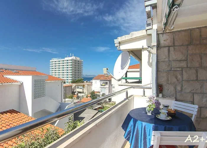 Luce Lejlighed Makarska