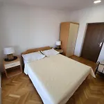 Luce Makarska