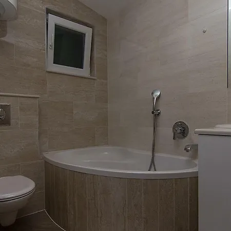 Luce Apartman Makarska