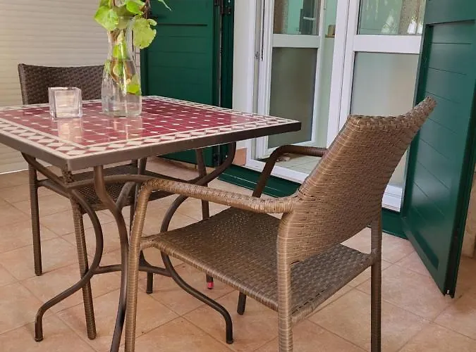 Luce Макарска