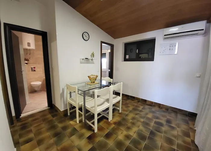 Luce Апартаменти Макарська